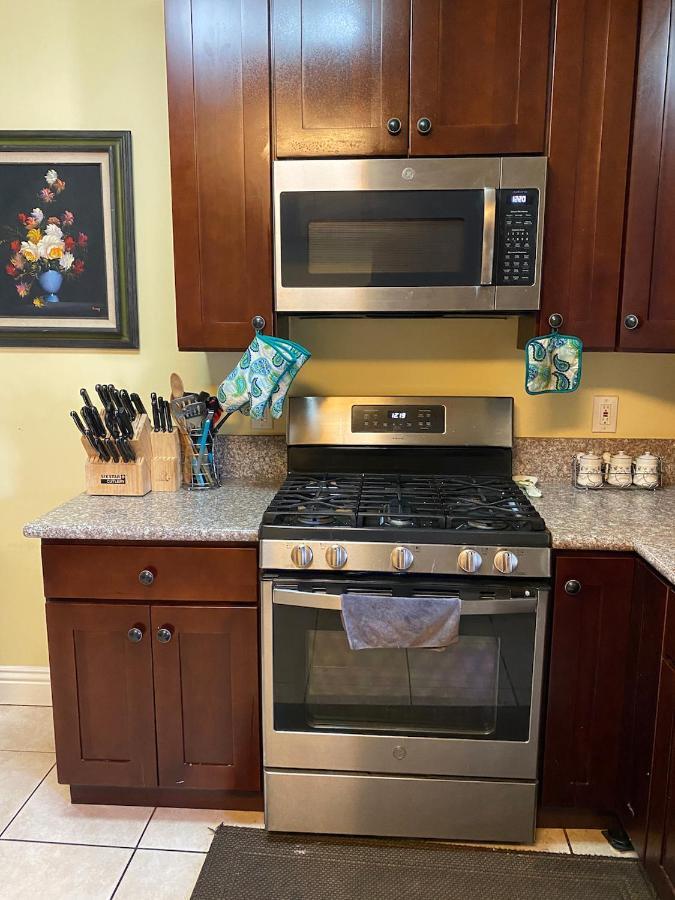 Small Private La Bedroom W Wifi - Private Fridge - Ac Near Usc - Exposition Park - Usc Memorial Coliseum - Banc Of California Bmo Stadium - Downtown Los Angeles Dtla - University Of Southern California Usc!!! Exterior foto