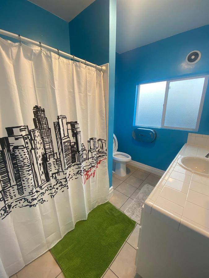 Small Private La Bedroom W Wifi - Private Fridge - Ac Near Usc - Exposition Park - Usc Memorial Coliseum - Banc Of California Bmo Stadium - Downtown Los Angeles Dtla - University Of Southern California Usc!!! Exterior foto