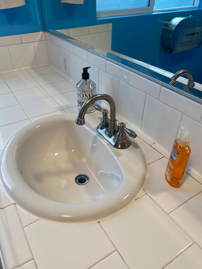 Small Private La Bedroom W Wifi - Private Fridge - Ac Near Usc - Exposition Park - Usc Memorial Coliseum - Banc Of California Bmo Stadium - Downtown Los Angeles Dtla - University Of Southern California Usc!!! Exterior foto
